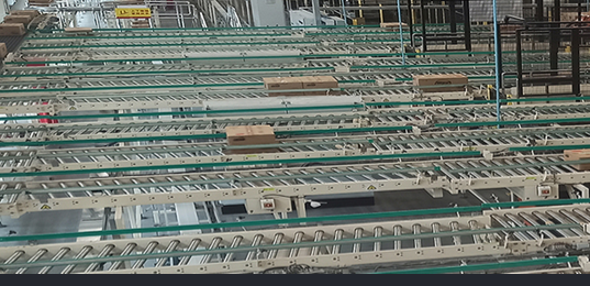 網(wǎng)帶輸送機有哪些類型？應(yīng)用在哪些行業(yè)？