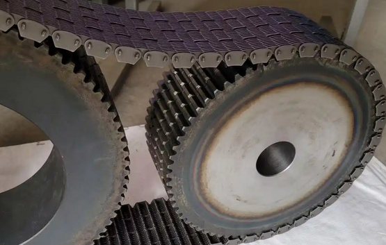 齒形鏈外嚙合與內(nèi)嚙合的區(qū)別是什么?