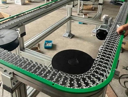  柔性鏈輸送線的優(yōu)點(diǎn)有哪些？